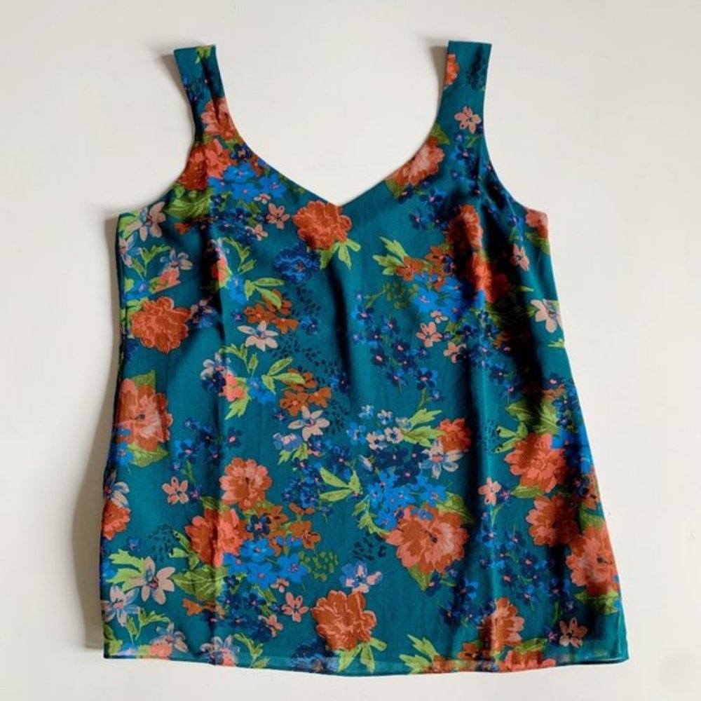 CAbi #3449 Still Life Cami Floral Tank Size Medium